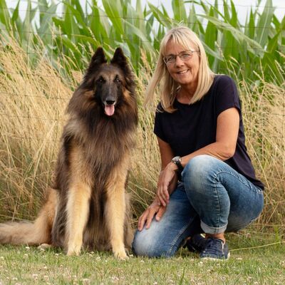 Dr. Katrin Hagmann